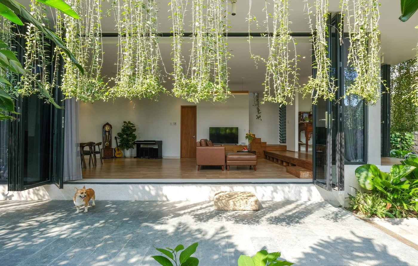 7-veranda-living-room